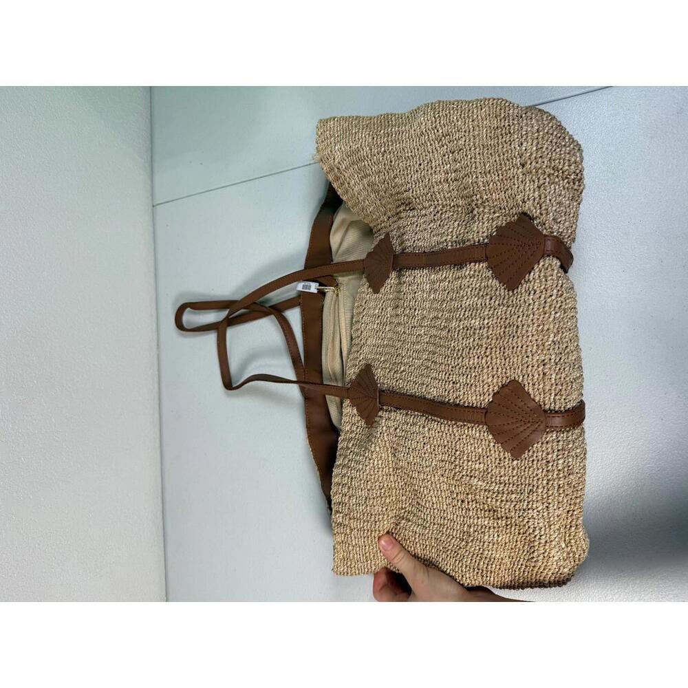 Poolside St. Tropez Tote – As Is (Visible Adhesive Residue) - Picture 5 of 13